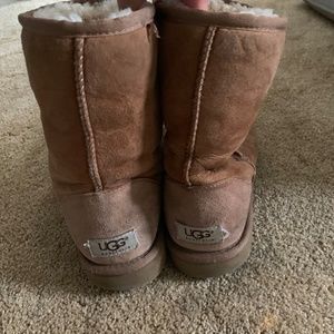 UGG Shoes - Tan Ugg Classic Short Boots, size 8 UGG Shoes - Tan Ugg Classic Short Boots, size 8
